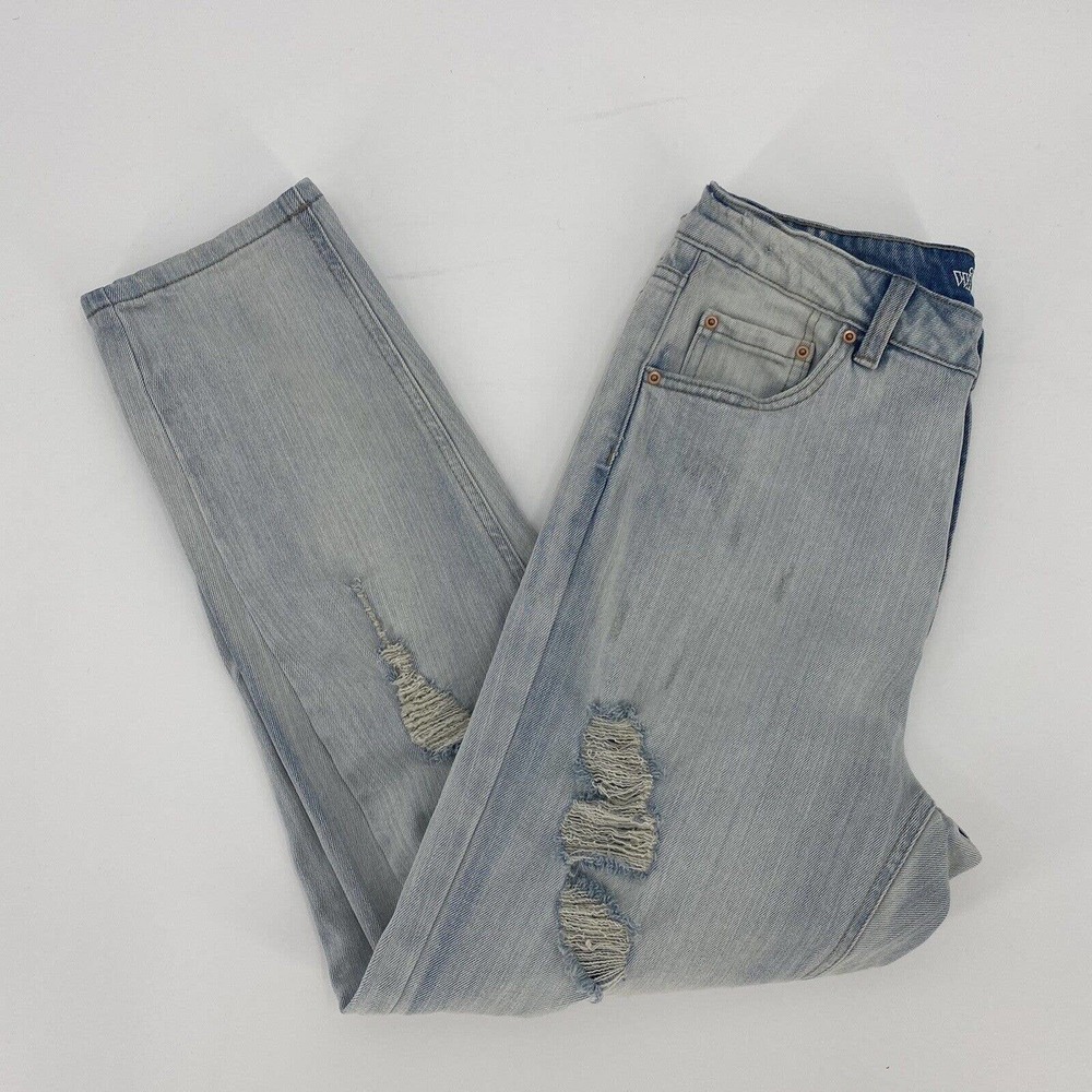 Wild Fable Women's Light Wash Distressed High Rise Mom Jeans Size 8